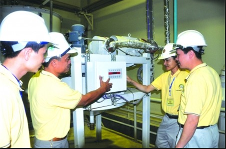 Cần tuyển gấp đơn hàng thao tác máy sản xuất thức ăn gia súc của HỢP THÁI với chi phí thấp Tháng 8/2019